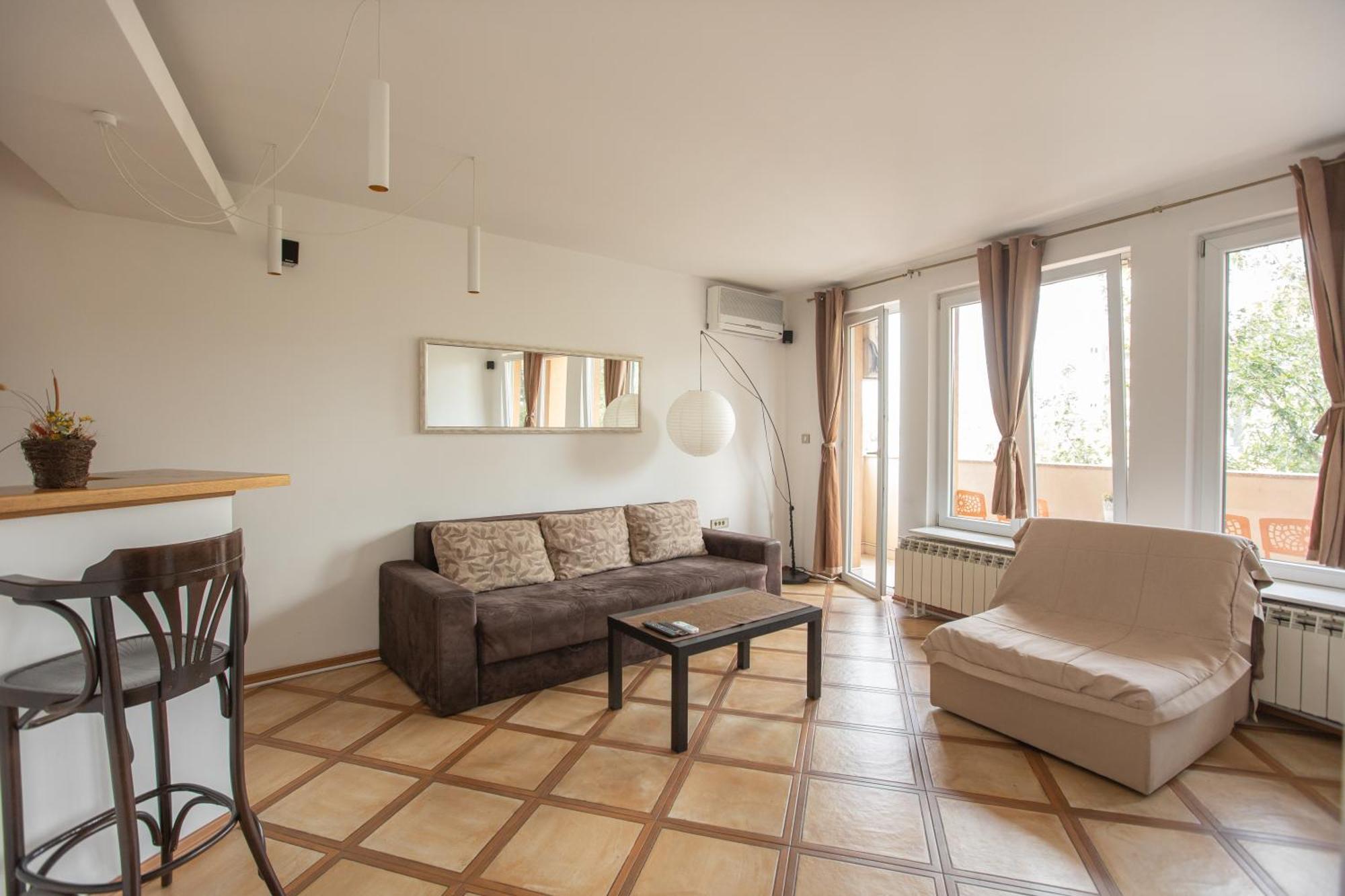 4 Rooms Apartments Ниш Екстер'єр фото