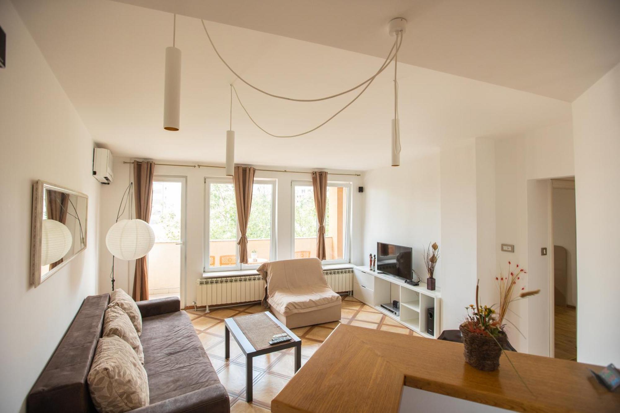 4 Rooms Apartments Ниш Екстер'єр фото
